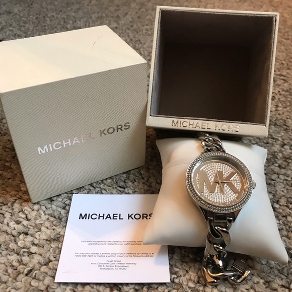 Michael Kors watch - Picture 3 of 8